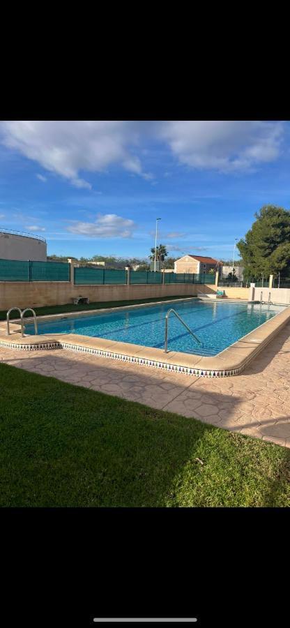 Villa Nadiya App Pool, Parking Torrevieja Exterior foto